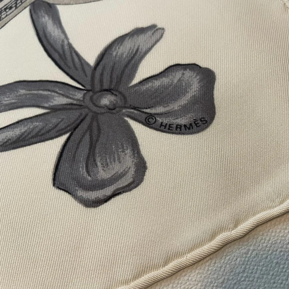 Hermes La Dance silk scarf  90 - Picture 3 of 7